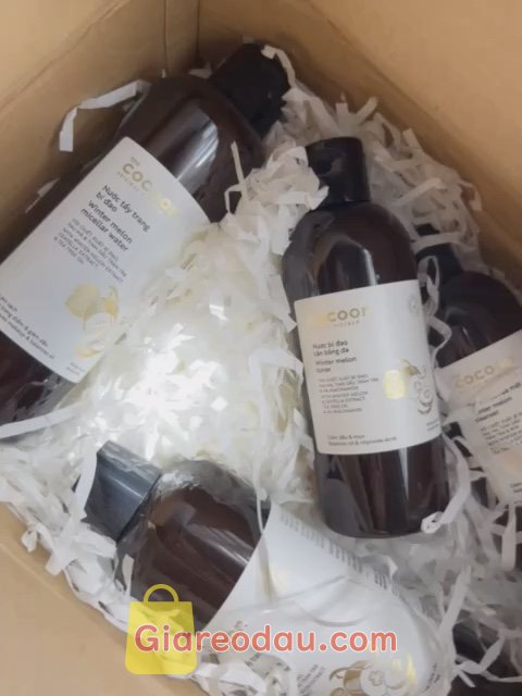 Giảm giá Bigsize - Nước tẩy trang bí đao Cocoon tẩy sạch makeup & giảm dầu 500ml. Hàng đóng gói kỹ, ship nhanh. Ủng hộ hàng Việt chất lượng tốt.. 