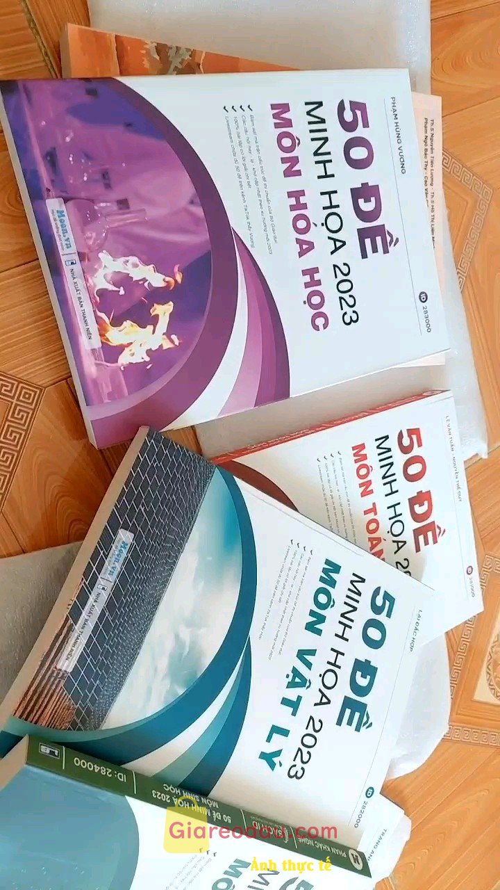 Giảm giá [Mã giảm 27%] Bộ đề trắc nghiệm 2024 khối D7: 3 Sách luyện đề minh hoạ luyện thi thpt môn toán hoá anh moonbook. Sách có nhiều đề hay, mua đơn tết giá hời có cả lì xì may mắn,. 