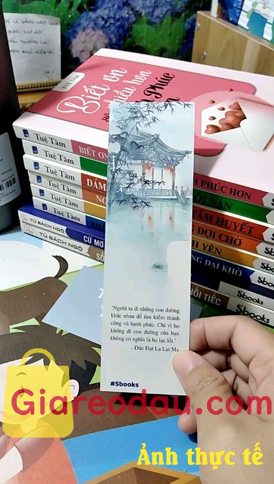 Giảm giá Bookmark Kẹp Sách, Dấu Trang Họa Tiết Cổ Xưa. Bookmark in 2 mặt luôn rất đẹp, tính ra mua 1 mà thành 2, shop đóng. 