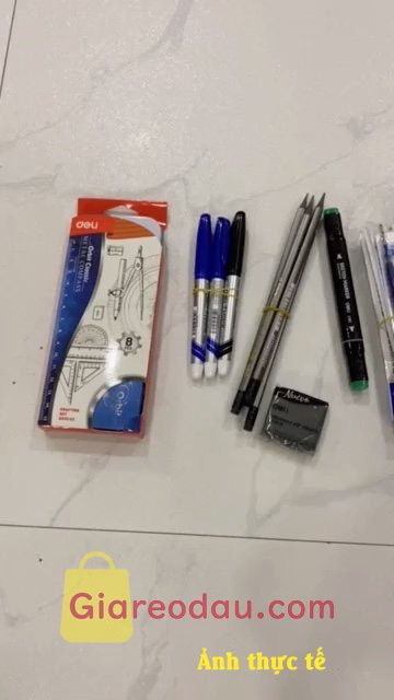 Giảm giá [Mã giảm 44%] Bút Lông Viết Bảng Trắng Nhiều Màu Chính Hãng Deli - Ngòi 2-2.5mm - Nét Mượt - Dễ Lau - Có Mực Thay Thế EU016. Hàng đẹp, giá tốt, cửa hàng có chính sách vận chuyển rẻ. Cửa. 