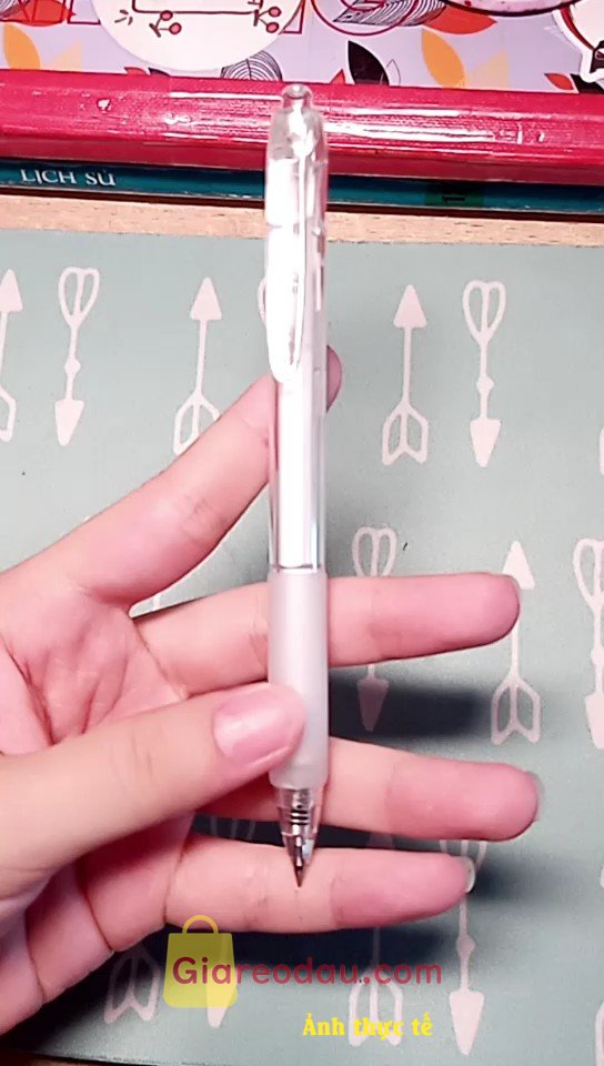 Giảm giá [Mã giảm 29%] Bút mực đen Deli A057b-01 thiết kế vỏ trong suốt ngòi 0.5mm dành cho học sinh. Sản phẩm ok,  đáng mua, chất lượng, shop gói hàng cận thận, nên. 