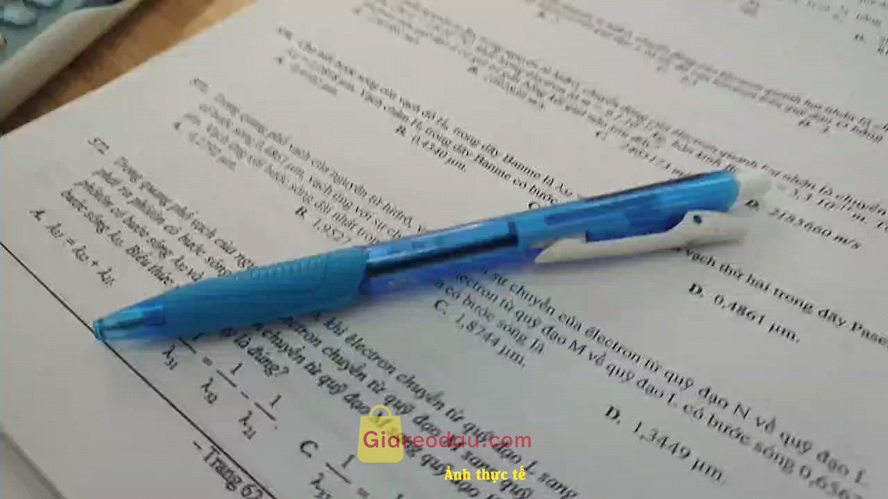 Giảm giá [Mã giảm 20%] Combo 2 cây Bút bi Điểm 10 TP-06. bút ổn tốt xài trơn tru được in thêm chữ mới ngay cái nắp gài. 