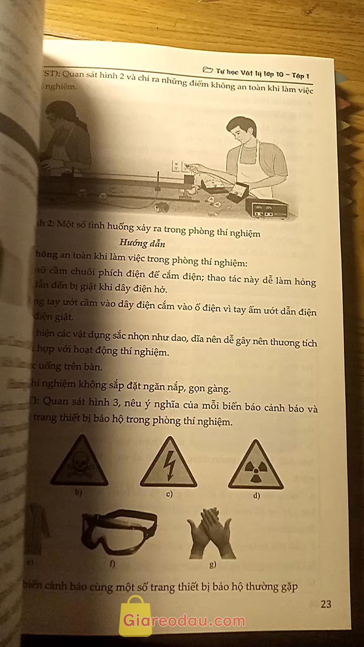 Giảm giá [Mã giảm 42%] Combo 2 Sách id tự học Vật lý lớp 10 chuẩn chương trình mới moonbook. Sách hay, nội dung trình bày chi tiết rõ ràng, nhiều bài tập, nên. 