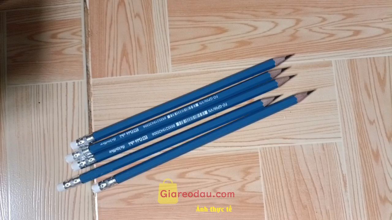 Giảm giá Combo 5 Bút chì gỗ 2B Flexoffice FO-GP06/VN thân lục giác - có gôm - dễ dàng bôi xóa - chì ra đều mịn - cho cảm giác viết êm. Sản phẩm ở đây theo mình thấy thì vô cùng là chất lượng và ổn. 