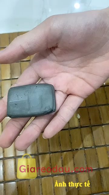 Giảm giá Gôm Tẩy Đất Sét Mỹ Thuật Cao Cấp Deli Phù Hợp Với Họa Sĩ Vẽ Chì Phác Thảo Có Thể Nhào Nặn Không Vụn Tẩy. Giao hàng rất nhanh , đóng gói rất kĩ và cẩn thận , tẩy sạch nha. 