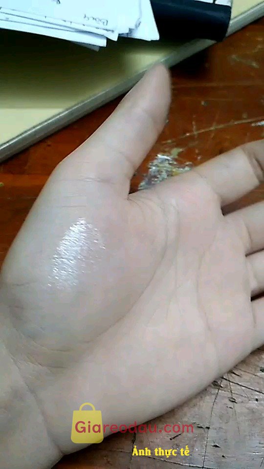 Giảm giá [Mã giảm 1%] Lvcheryl Bút Phấn Mắt Bắt Sáng Ánh Ngọc Trai Lấp Lánh Không Thấm Nước. 10 đ k nhưng nheee , màu xinh lắm , bút dạng sáp nen dễ đánh , bắt. 