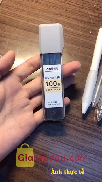 Giảm giá [Mã giảm 49%] Ruột Bút Chì Kim 0.5mm Deli Ngòi Chì Kim 100 Chiếc 2B Lõi Chì Bấm Nhỏ Gọn Tiện Lợi Phù Hợp Cho Học Sinh Văn Phòng. Ngòi dài dùng lâu hết mua có 9k mà được tận 100ngòi là quá quá. 