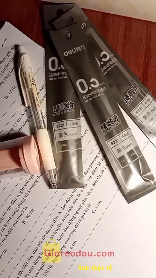 Giảm giá [Mã giảm 40%] Ruột bút gel đen Deli S221 ngòi 0 - 5mm viết êm - trơn tru - mực cao cấp - nhanh khô dùng thay thế cho Bút A575. Shop đóng gói hàng cẩn thận, chắc chắn. . Mình chưa bỏ ra dùng.. 