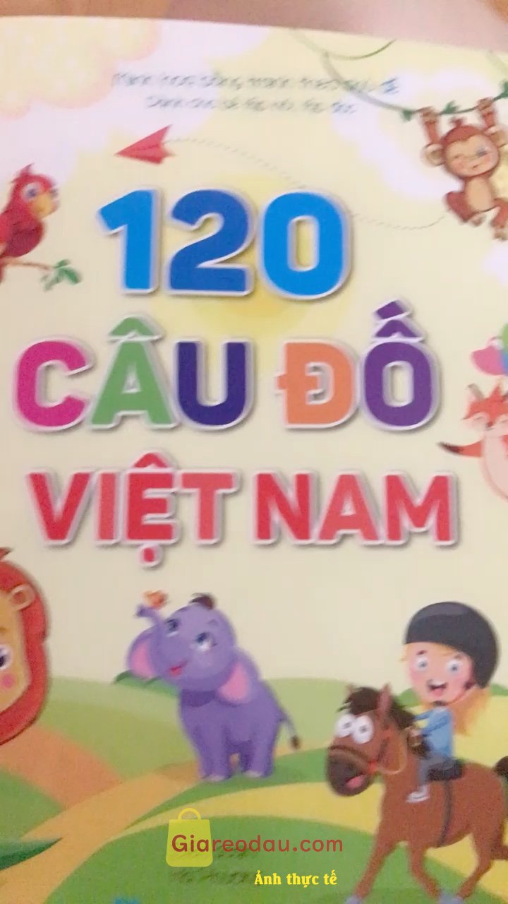 Giảm giá [Mã giảm 40%] Sách 120 Câu Đố Việt Nam Dành Cho Trẻ Tập Nói - Tập Đọc Minh Họa Bằng Tranh Theo Chủ Đề KN Book. Sách có hình ảnh đẹp giúp bé đc thu hút khi đc đọc , sách đẹp. 