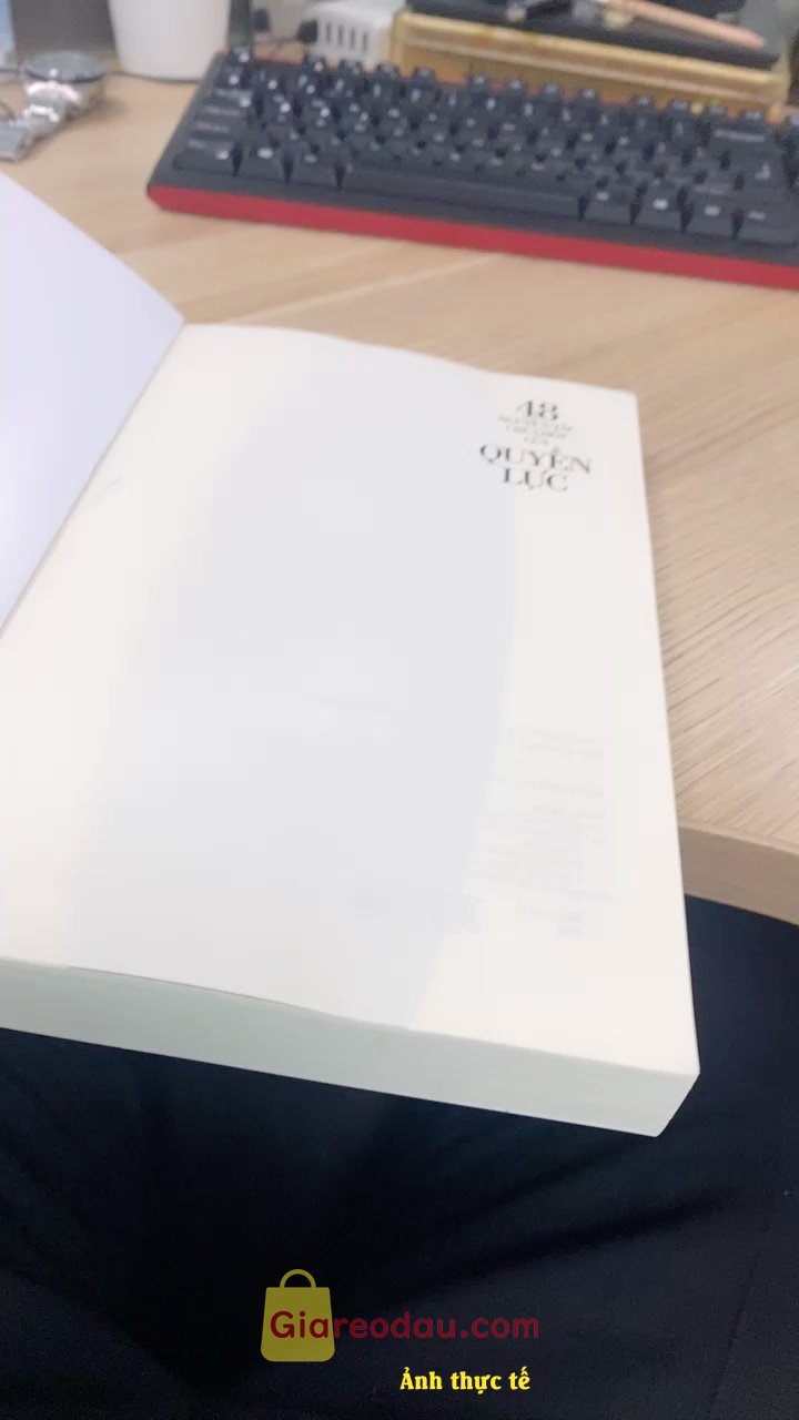 Giảm giá [Mã giảm 25%] Sách 48 Nguyên Tắc Chủ Chốt Của Quyền Lực Robert Greene. Giao hàng nhanh chất lượng đóng gói tuyệt vời giấy mịn xịn đọc. 