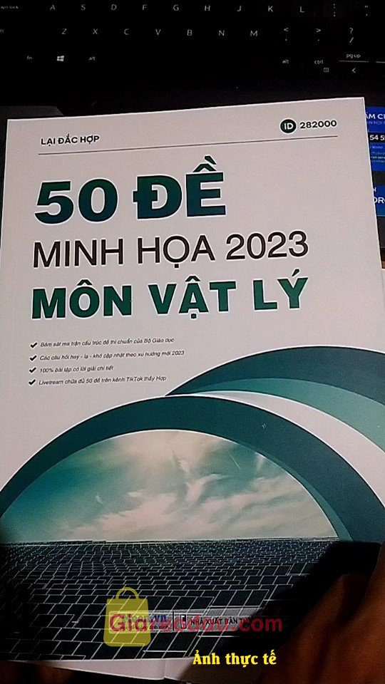 Giảm giá [Mã giảm 26%] Sách 50 Đề Minh Họa 2023 Môn Vật Lý (Tái Bản). . 