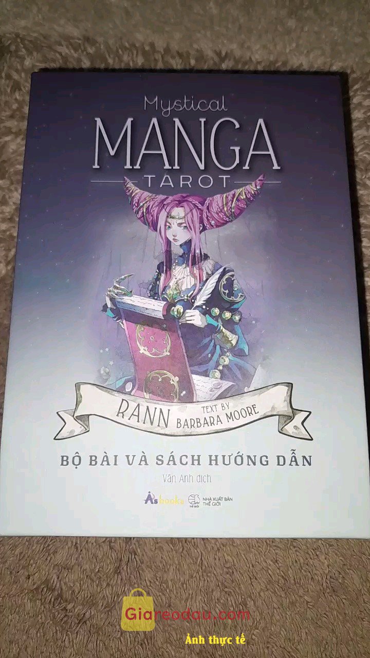 Giảm giá [Mã giảm 21%] Sách Boxset Việt Hoá - Mystical Manga Tarot (Bộ Bài Và Sách Hướng Dẫn). Bài đẹp, giá rẻ, giấy dày, sách tuy ko đc in màu nhx cx tạm ổn,. 