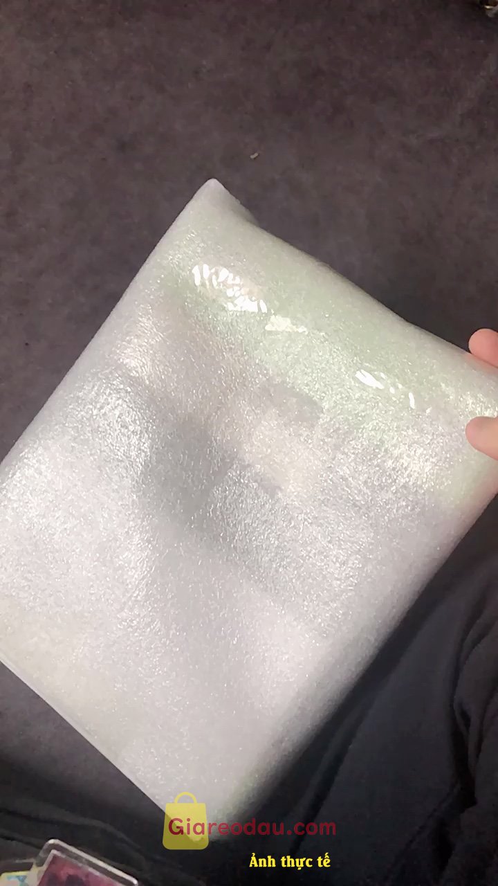 Giảm giá [Mã giảm 5%] Sách Cambridge English First 1 For Revised Exam From 2015 Student's Book With Answers Fahasa Edition. Mình nhận được sách rùii! Mình tưởng kích thước sách A4 cơ, nhưng. 