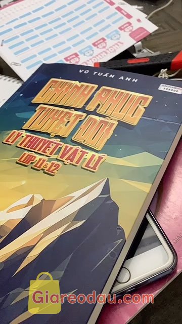 Giảm giá Sách Chinh Phục Tuyệt Đối Lý Thuyết Vật Lí Lớp 11 & 12. khoá học không thể xem được video, web siêu lag. giấy chưa được. 