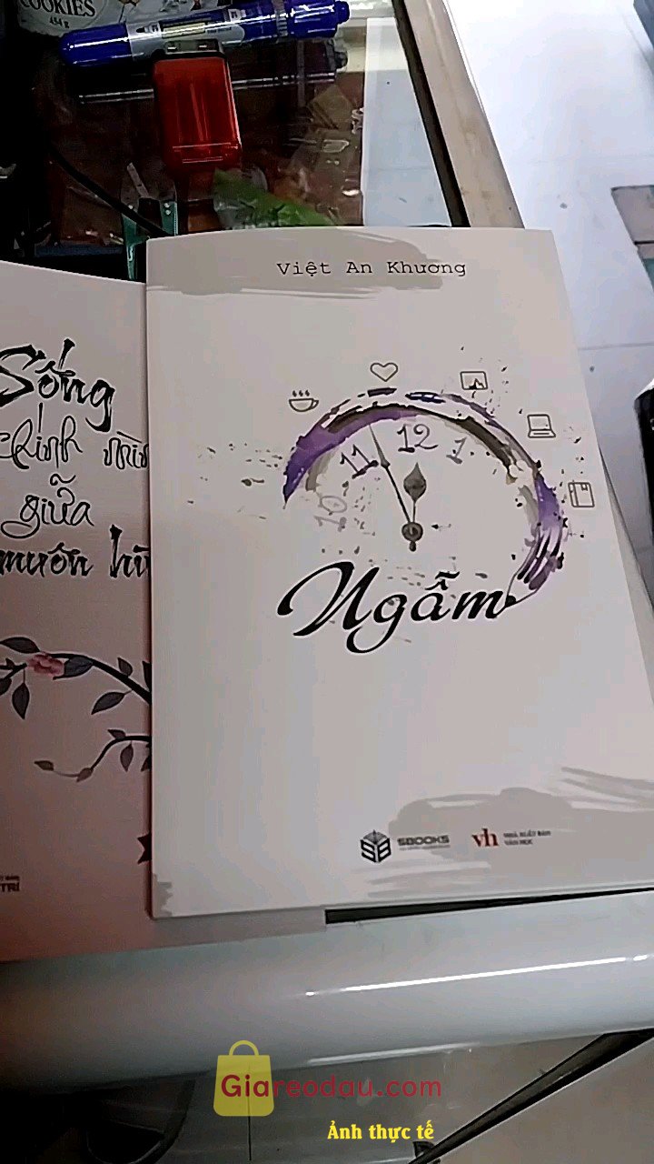 Giảm giá [Mã giảm 49%] Sách Combo 4 Cuốn Quà Tặng Cuộc Sống SBOOKS. Mình đọc lời tựa thì thấy khá hay, mình mua combo quà tặng cuộc. 