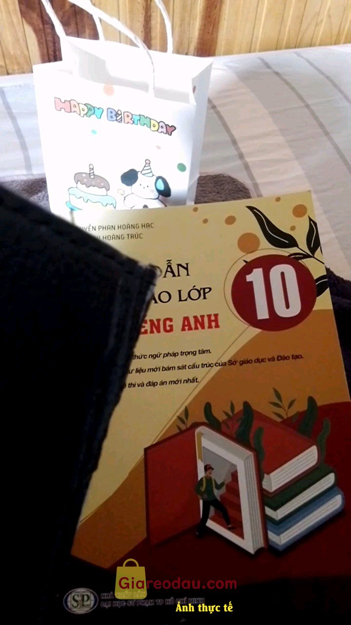 Giảm giá [Mã giảm 1%] Sách Combo Hướng dẫn Ôn thi vào lớp 10 môn Toán + Ngữ Văn + Ngữ Văn 2024 (KP). Đầy đủ kiến thức, sách đầy dặn, shop nhiệt tình, giao hàng nhanh.. 