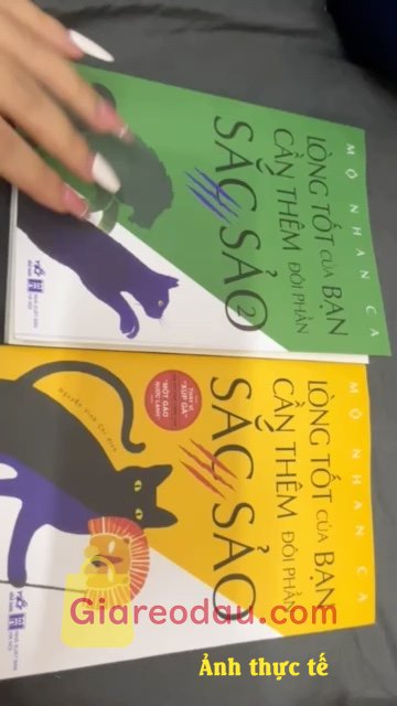 Giảm giá [Mã giảm 30%] Sách Combo Lòng Tốt Của Bạn Cần Thêm Đôi Phần Sắc Sảo (tập 1+2). Nội dung hay, sách cắt méo k vuông vức và keo cũng vậy, giá rẻ:))))). 