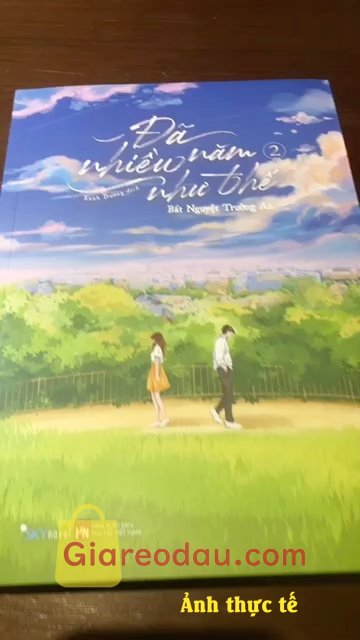 Giảm giá [Mã giảm 28%] Sách Đã Nhiều Năm Như Thế (Tập 2). shop đóng gói hàng kĩ, giao hàng nhanh.Bìa sách bộ này sky làm xinh lắm. 