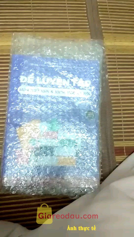 Giảm giá Sách Đề Luyện Tập Môn Ngữ Văn Và KHXH Thi Đánh Giá Năng Lực Vào 10 Chuyên Ngoại Ngữ. Sản phẩm đóng gói chắc chắn và cẩn thận. Giao hàng không nhanh.. 