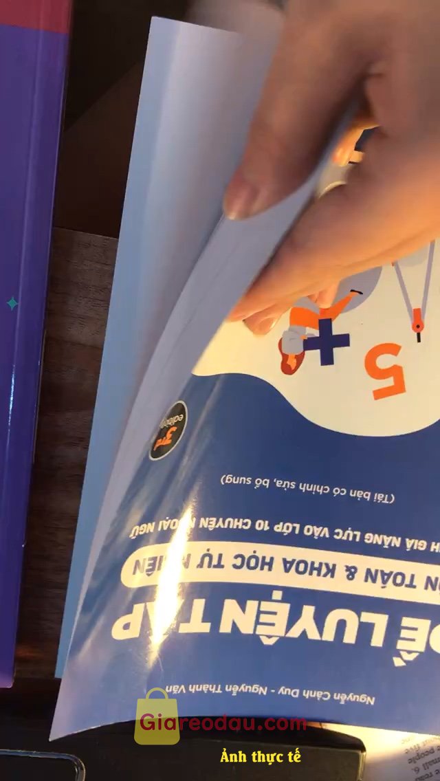Giảm giá Sách Đề luyện tập môn toán và KHTN thi đánh giá năng lực vào lớp 10. Giao hàng nhanh, đóng gói sách cẩn thận,mực in ok. Nên mua nhé mn. Chất. 