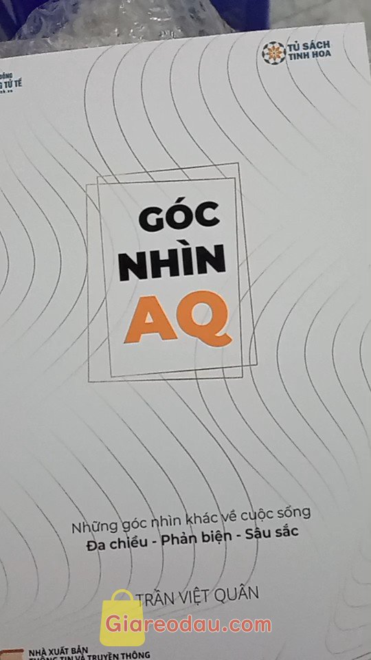 Giảm giá [Mã giảm 3%] Sách - Góc nhìn AQ (Những góc nhìn khác về cuộc sống: Đa Chiều - Phản Biện - Sâu Sắc). Giao hàng nhanh chóng đóng gói cẩn thận chất lượng sản phẩm tuyệt. 