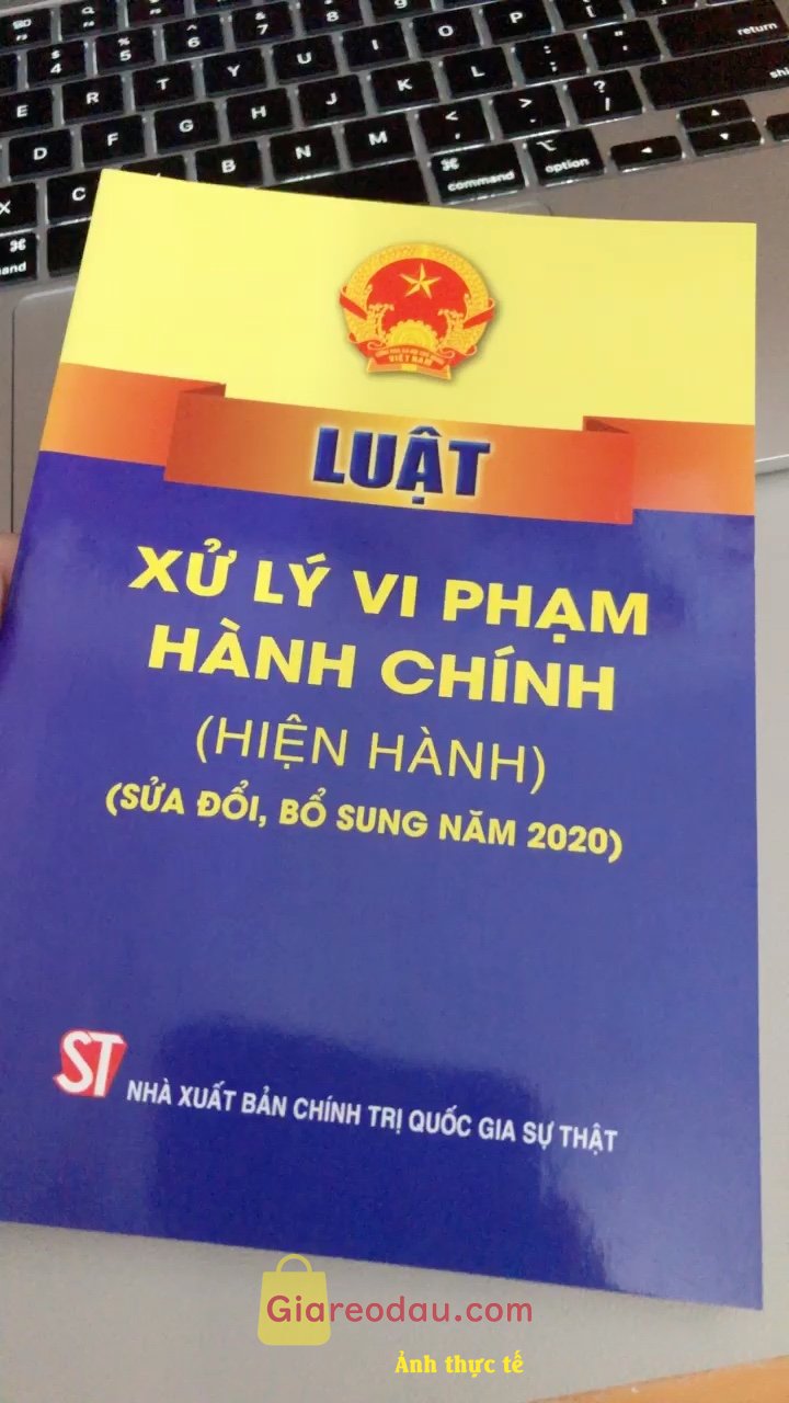 Giảm giá [Mã giảm 41%] Sách Luật xử lý vi phạm hành chính (Hiện hành) (NXB Chính trị quốc gia Sự thật). Lần nào cũng hài lòng cả, shop hãy cố gắng duy trì chất lượng. 