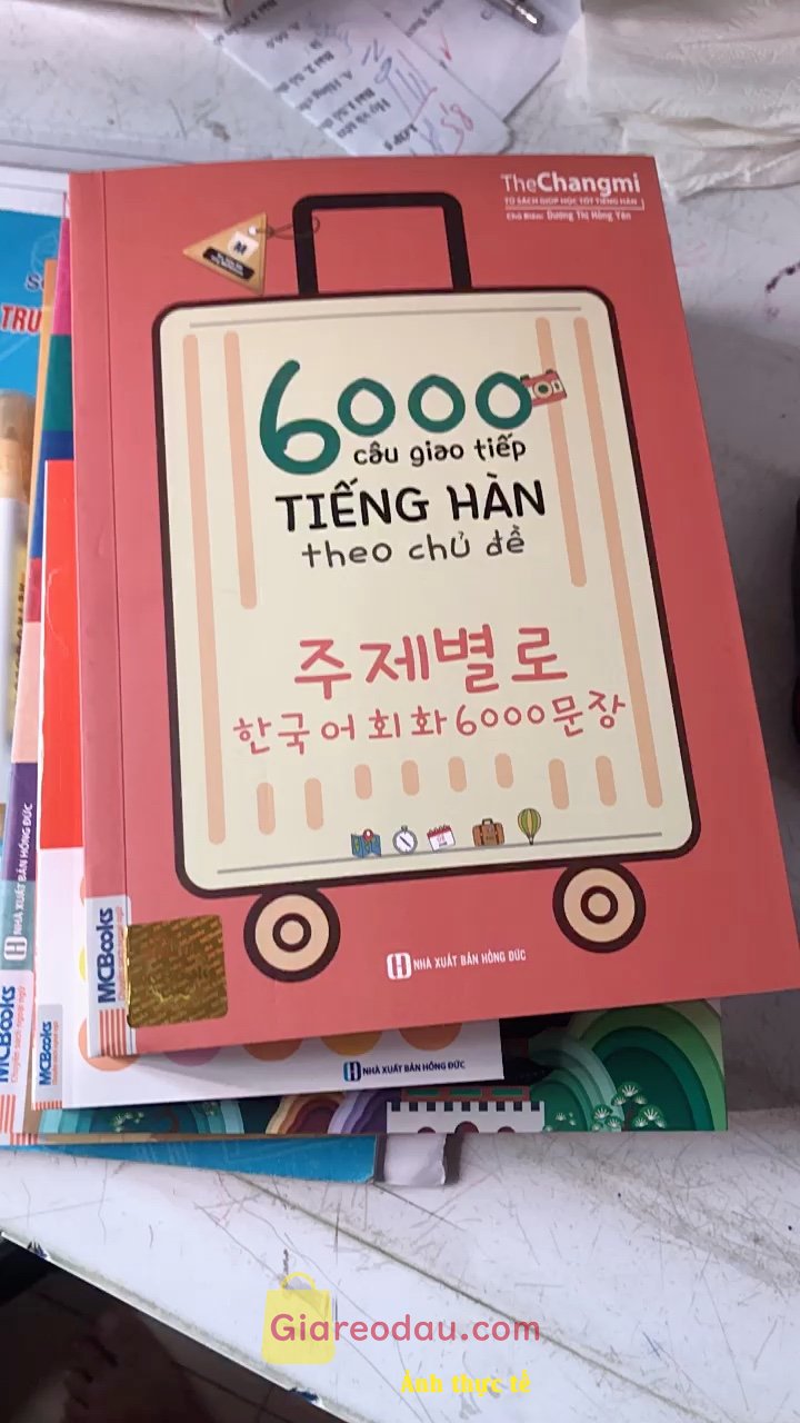 Giảm giá [Mã giảm 28%] Sách Ngữ Pháp Tiếng Hàn Thông Dụng (Sơ Cấp) – Korean Grammar In Use MCBooks. Hàng rất tốt, shipper thân thiện, hàng tốt ngoài sức tưởng tượng. 