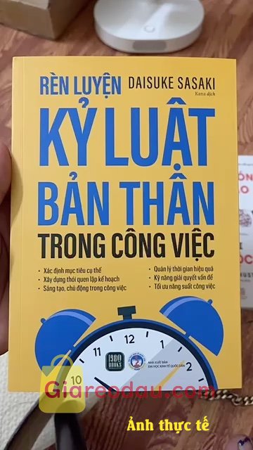 Giảm giá [Mã giảm 27%] Sách Rèn Luyện Kỷ Luật Bản Thân Trong Công Việc. Bìa sách dày dặn, bản in sắc nét. Sản phẩm rất tuyệt vời, xứng. 