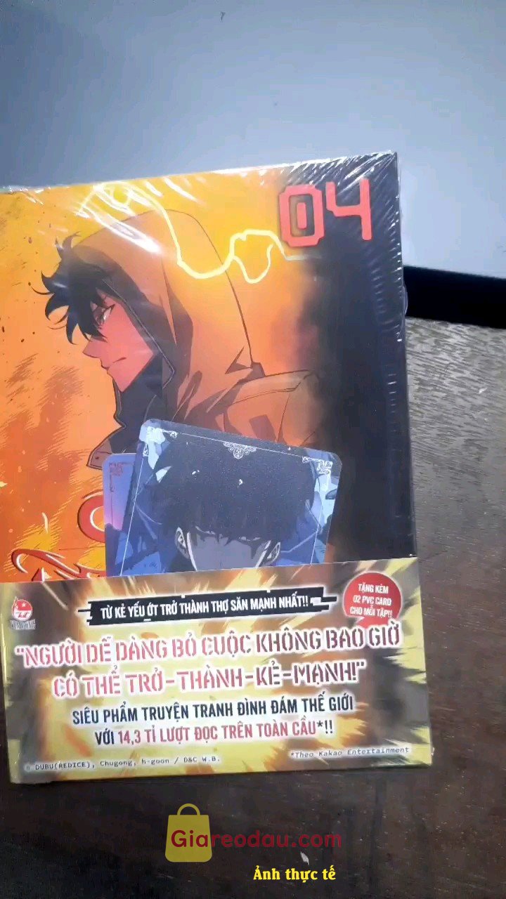 Giảm giá [Mã giảm 5%] Sách Solo Leveling - Tôi Thăng Cấp Một Mình - Tập 4 - Tặng Kèm Obi + 2 PVC Card. Shop đóng gói kĩ, mua giá lại rẻ hơn mua trực tiếp, giao hàng nhanh. 
