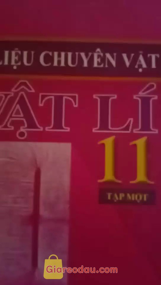 Giảm giá Sách Tài Liệu Chuyên Vật Lí 11 (Tập 1). Giao hàng rất nhanh!!!! Sách đẹp lắm! Muốn mua đủ bộ mười cuốn. 