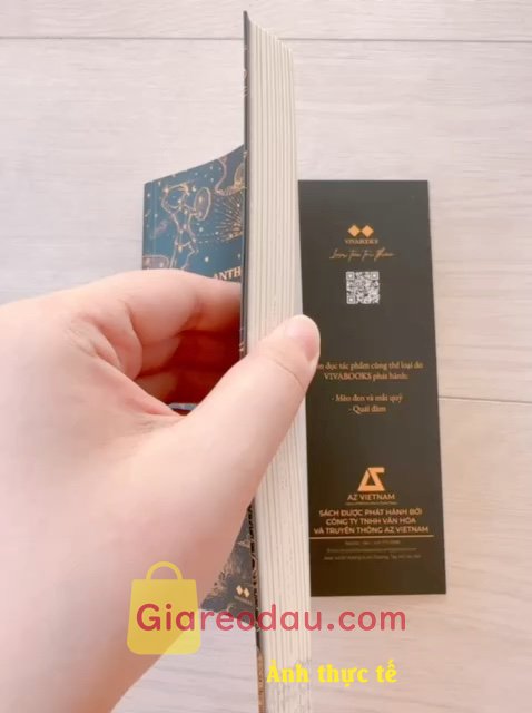Giảm giá [Mã giảm 20%] Sách Thần Thoại Các Vì Sao. Giao hàng nhanh, đóng gói kỹ. Bìa sách thiết kế bắt mắt, có bookmark,. 