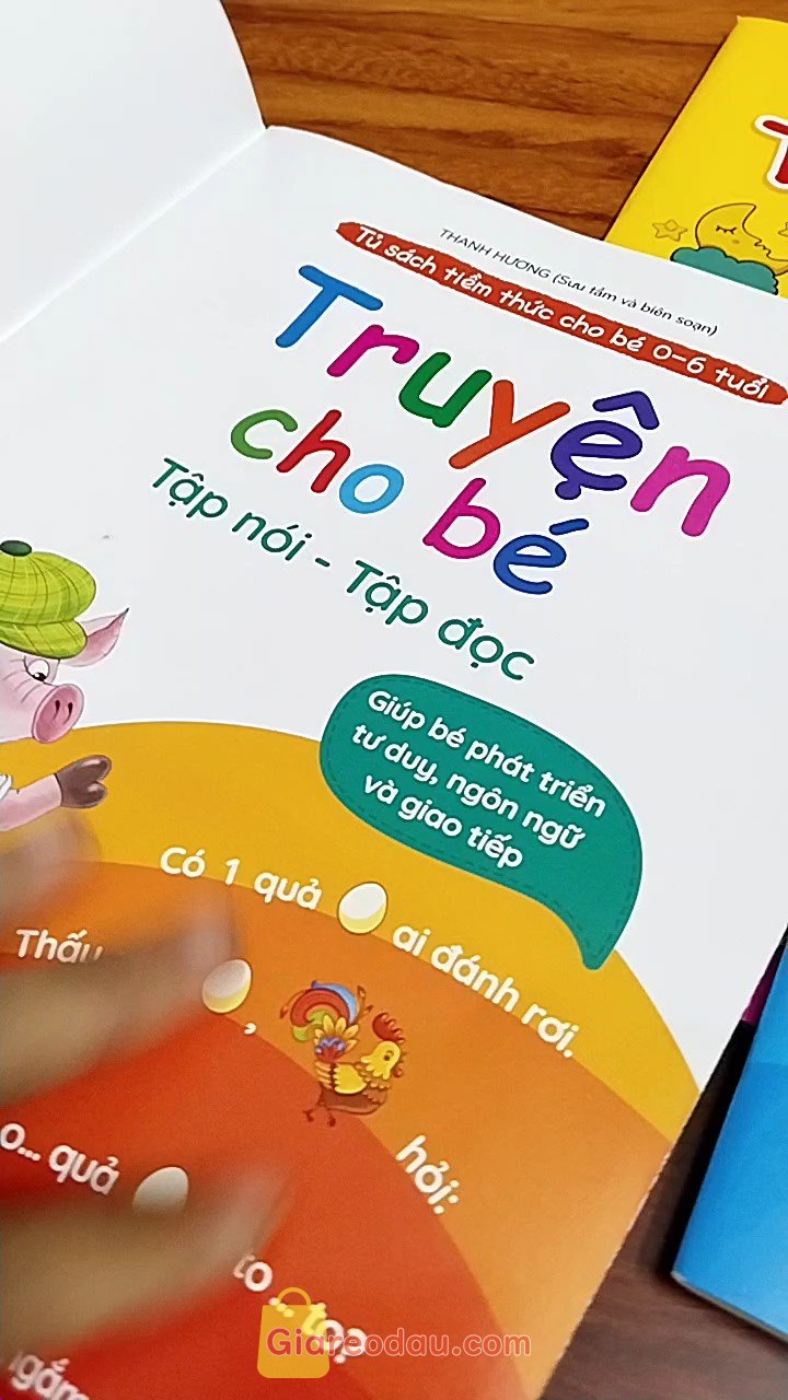 Giảm giá [Mã giảm 42%] Sách Thơ truyện đồng dao câu đố truyện tiềm thức cho bé tập nói tập đọc Hải Anh Books. Sách đẹp.in rõ nét.2 bé nhà mình rất thích.lần sau sẽ ủng hộ. 