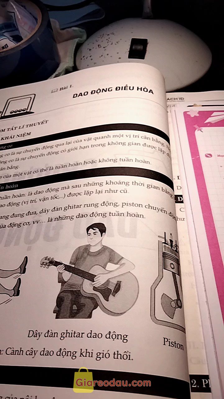 Giảm giá [Mã giảm 11%] Sách Tự học Vật lý lớp 11 Chương trình SGK mới | Me Book. Tính là không có đánh giá đâu, nhưng mà shop perfect quá, xuất sắc. 