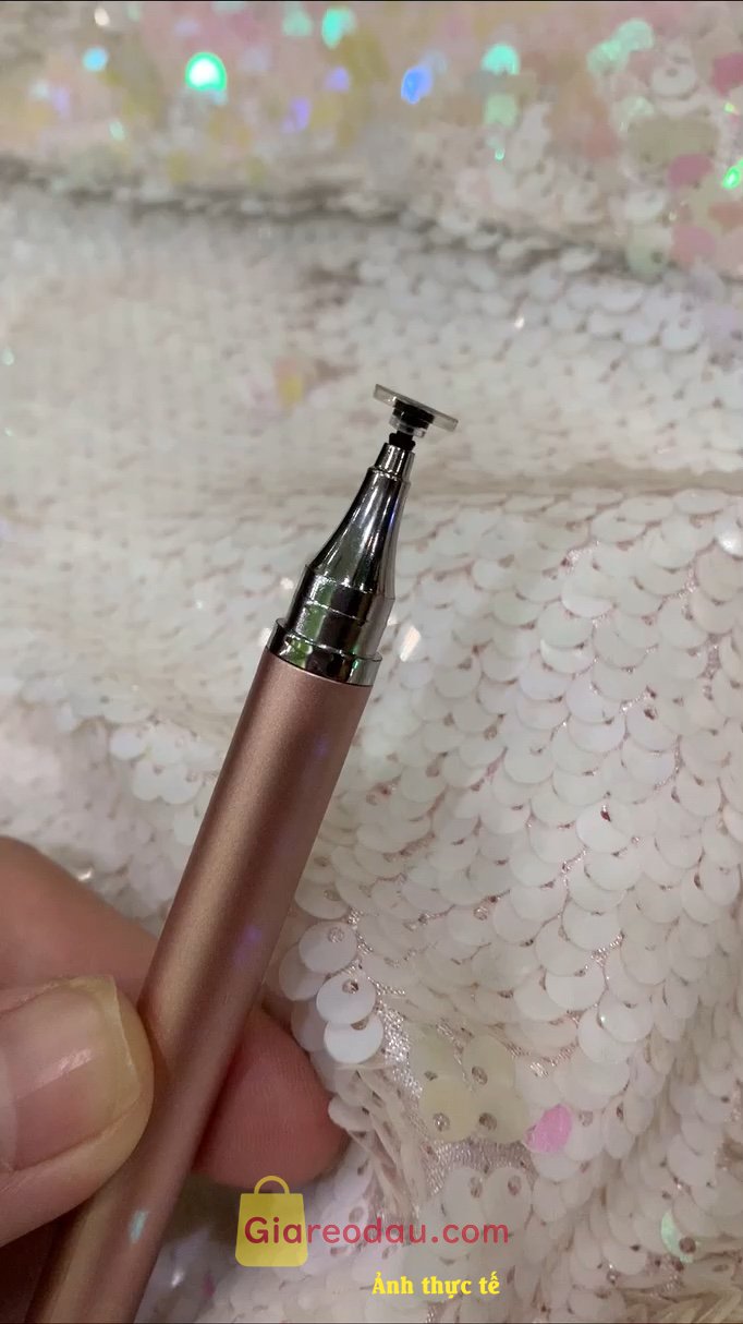 Giảm giá [Mã giảm 40%] TBTIC Bút cảm ứng màn hình 2 trong 1 thông dụng thích hợp cho Ios / iPad. Bút rẻ màu đẹp giống quảng cáo . Ưng luôn nhé . Shop gói hàng cẩn. 