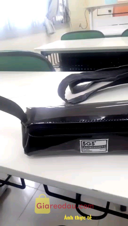 Giảm giá Túi Hộp Bút Vuông SAIGON SWAGGER® SGS Square Pencil Case-Vừa Máy Tính Casio. Hộp bút xinh to hơn mình nghĩ chất lượng tốt, đóng gói cẩn thận,. 